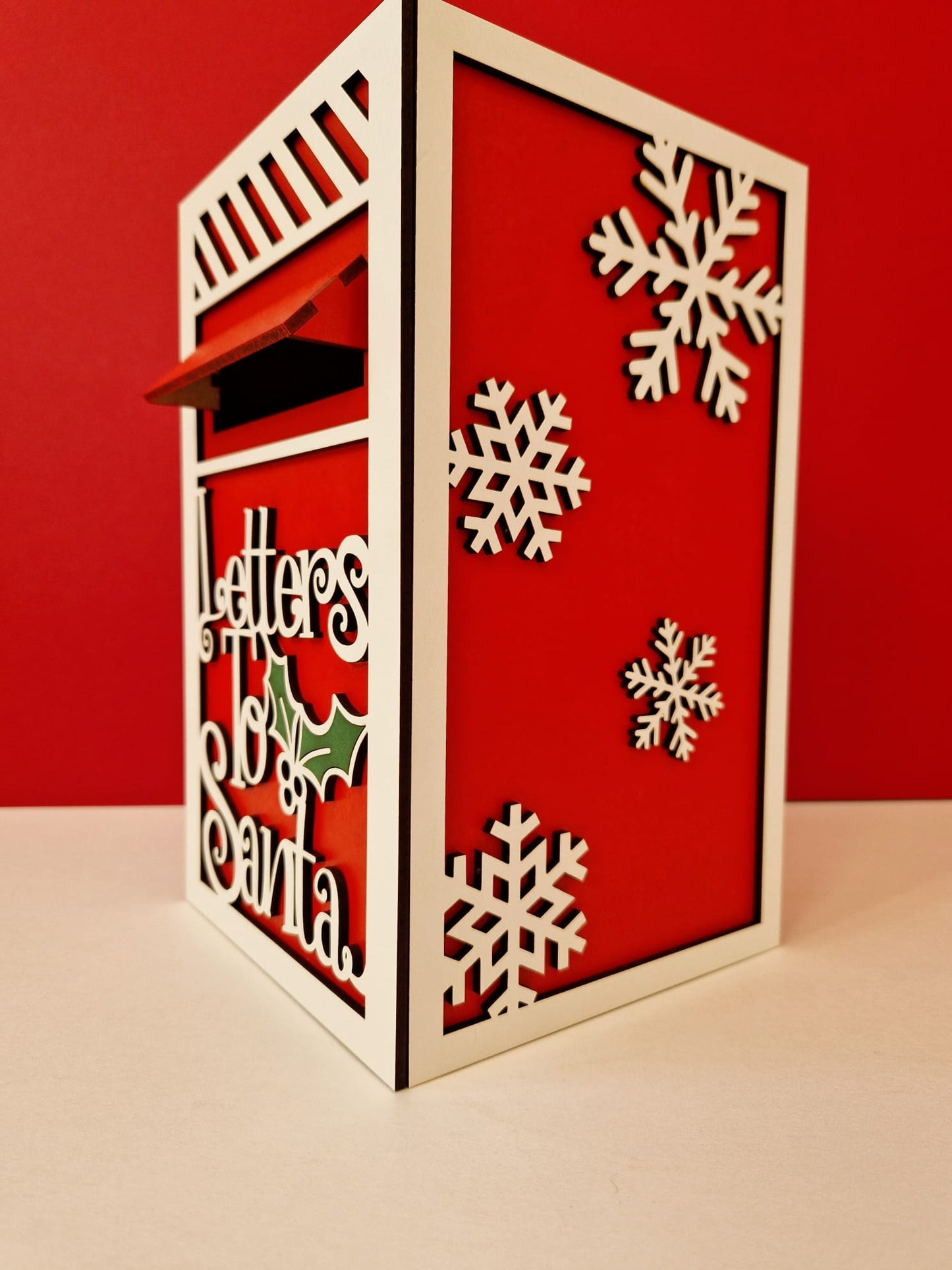 Christmas Post Box - Pre Painted